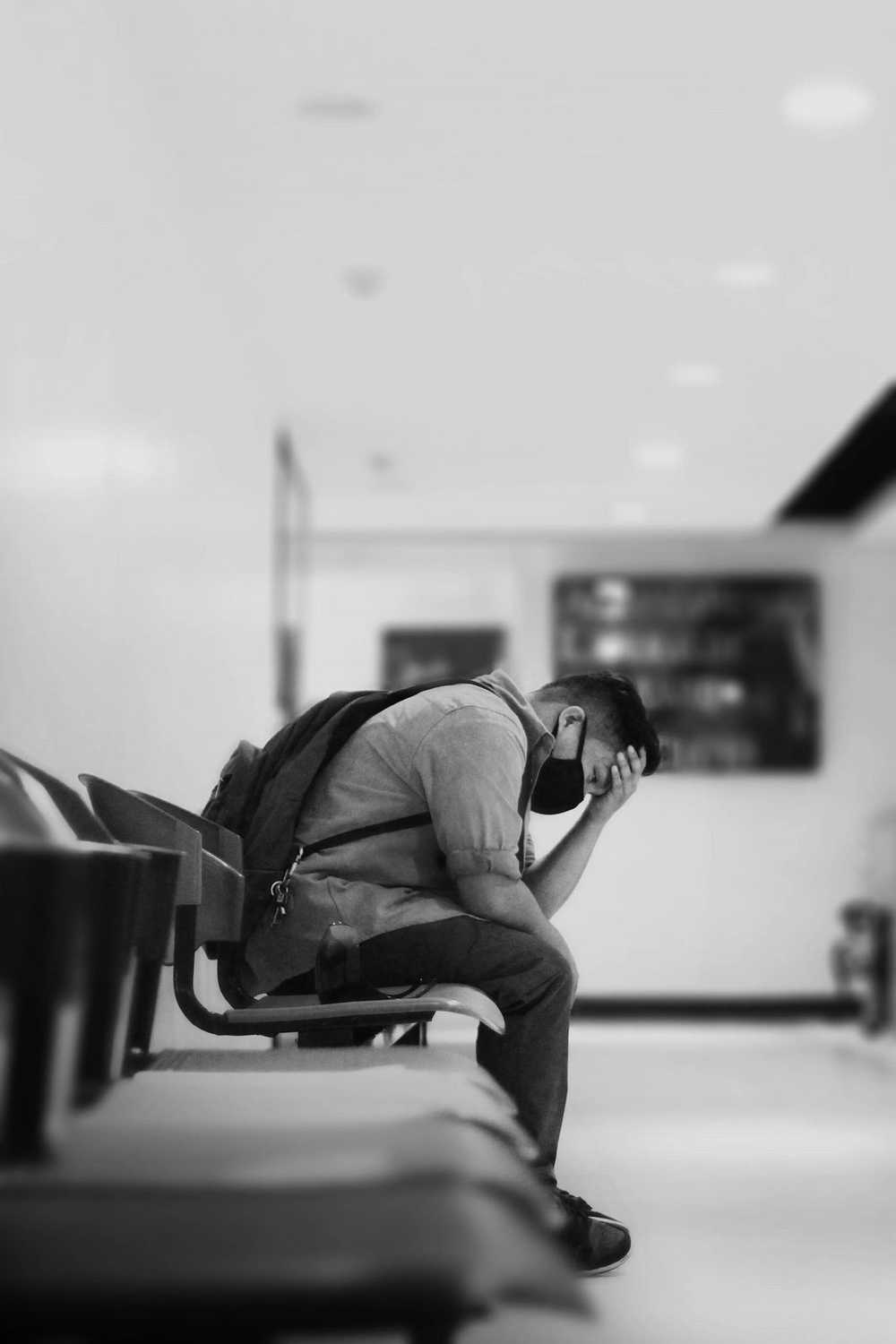 If knowing were enough, you'd already be moving. 運動が体にいいと知っているのに、なぜ私たちは動けないのか